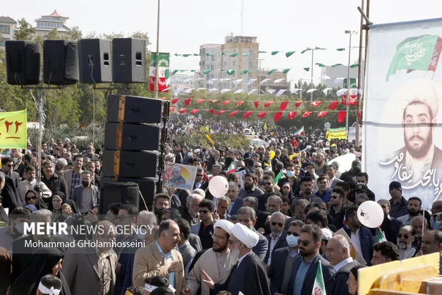 بوشهری‌ها حماسه آفریدند/ حضور گسترده در راهپیمایی ۲۲ بهمن